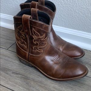 Dingo boots